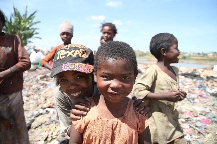 부시맨 닥터와 섬나라 사람들